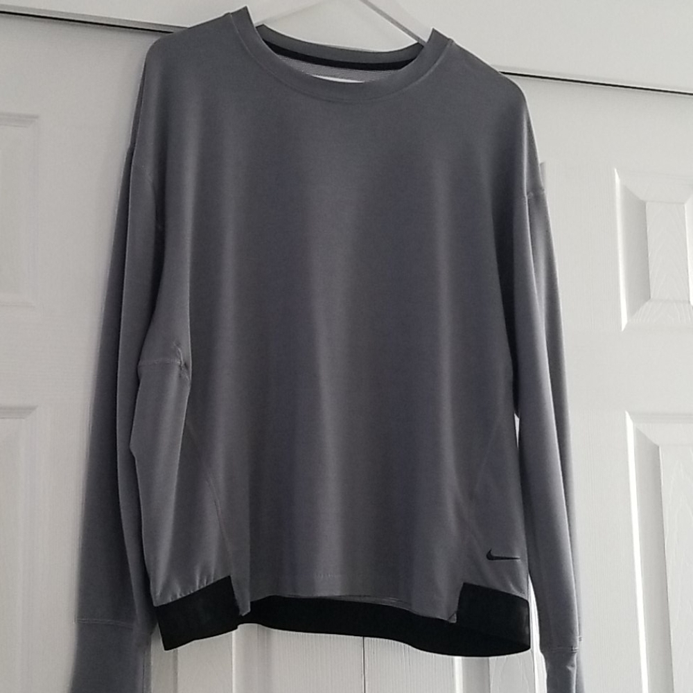 Dri-Fit Shirt - Picture 4 of 5